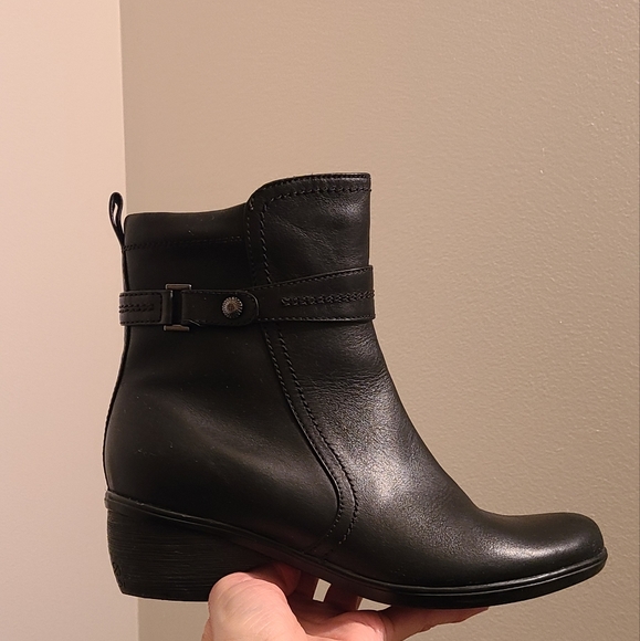 Blondo Black booties - Picture 6 of 11